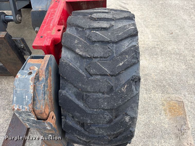 image for item EA7266 2016 Moffett M8 55.4 forklift