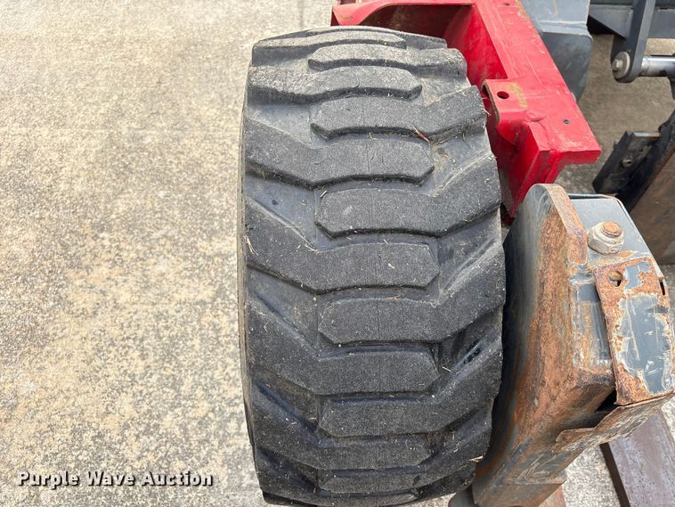 image for item EA7266 2016 Moffett M8 55.4 forklift