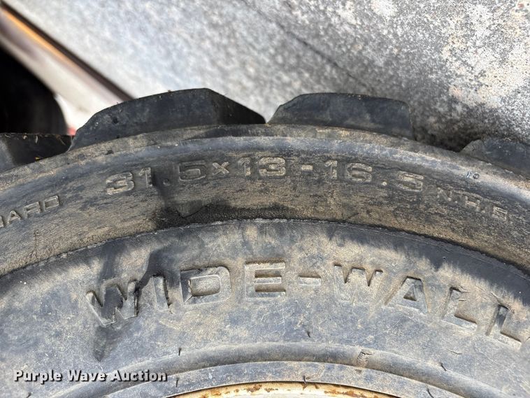 image for item EA7266 2016 Moffett M8 55.4 forklift