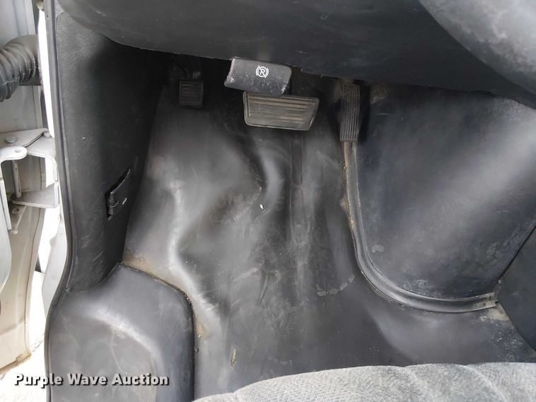 image for item EC1306 2017 Chevrolet Express 2500 van