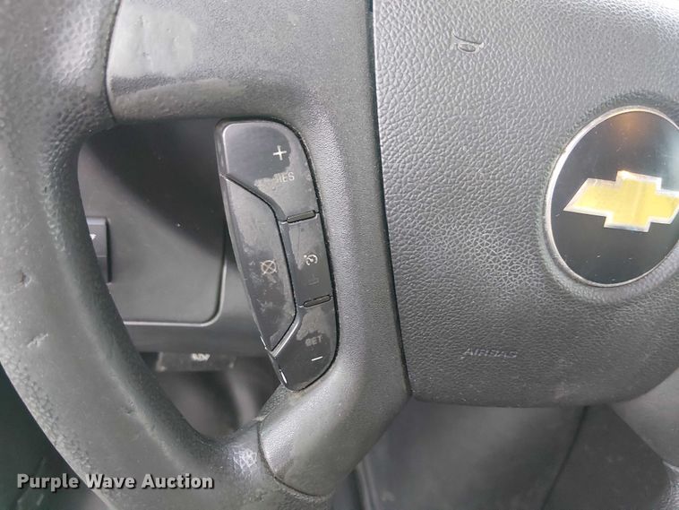 image for item EC1306 2017 Chevrolet Express 2500 van