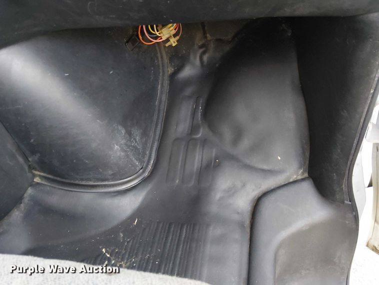 image for item EC1306 2017 Chevrolet Express 2500 van