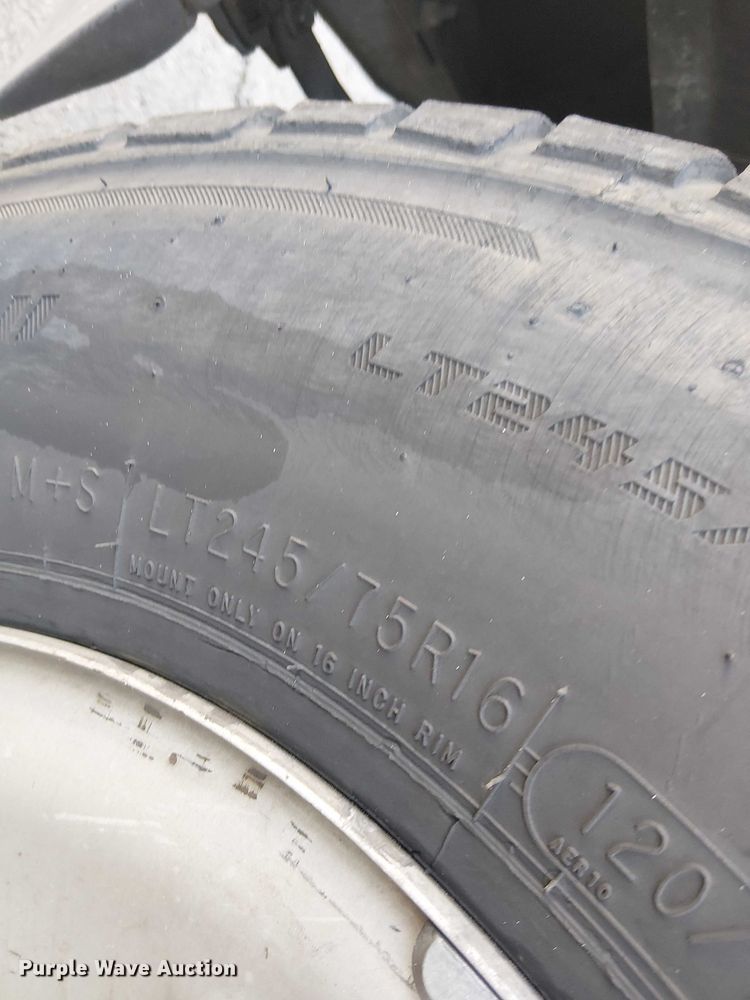 image for item EC1306 2017 Chevrolet Express 2500 van