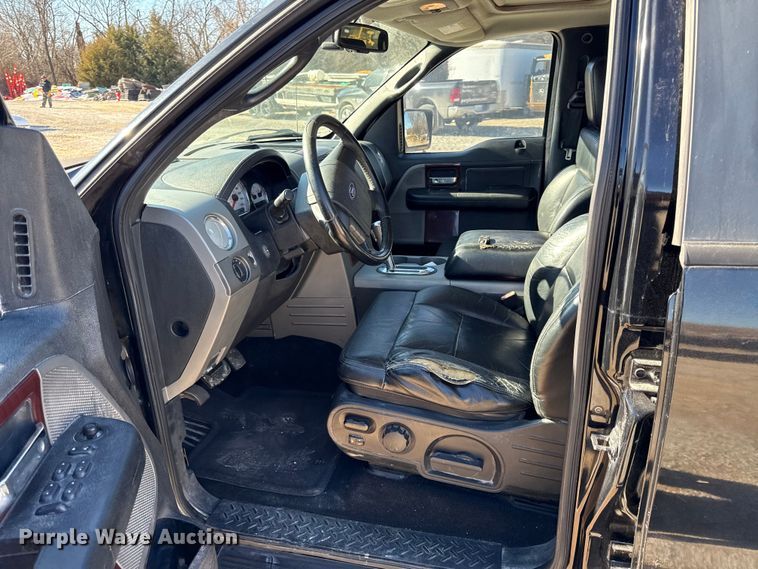 image for item EC4556 2007 Ford F150 Ext. Cab pickup truck