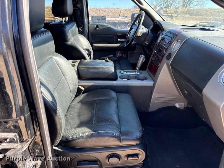 image for item EC4556 2007 Ford F150 Ext. Cab pickup truck