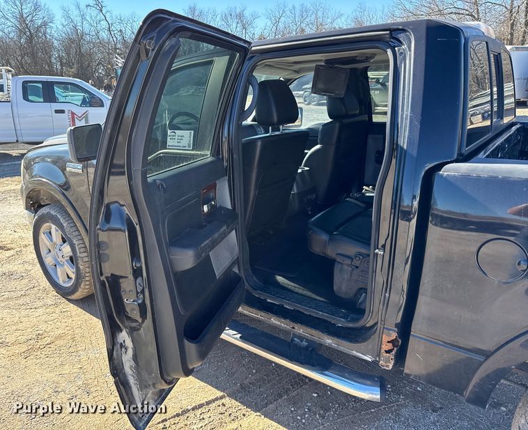 image for item EC4556 2007 Ford F150 Ext. Cab pickup truck