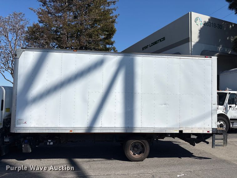 image for item EC8280 2017 Isuzu NRR box truck