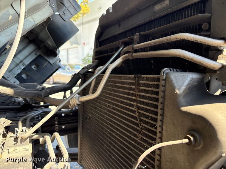 image for item EC8280 2017 Isuzu NRR box truck