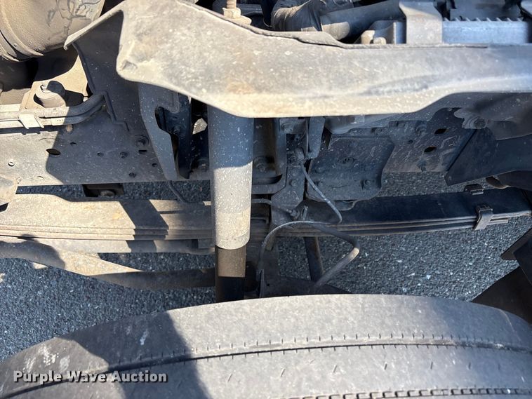 image for item EC8280 2017 Isuzu NRR box truck