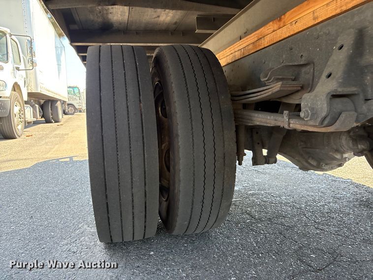 image for item EC8280 2017 Isuzu NRR box truck