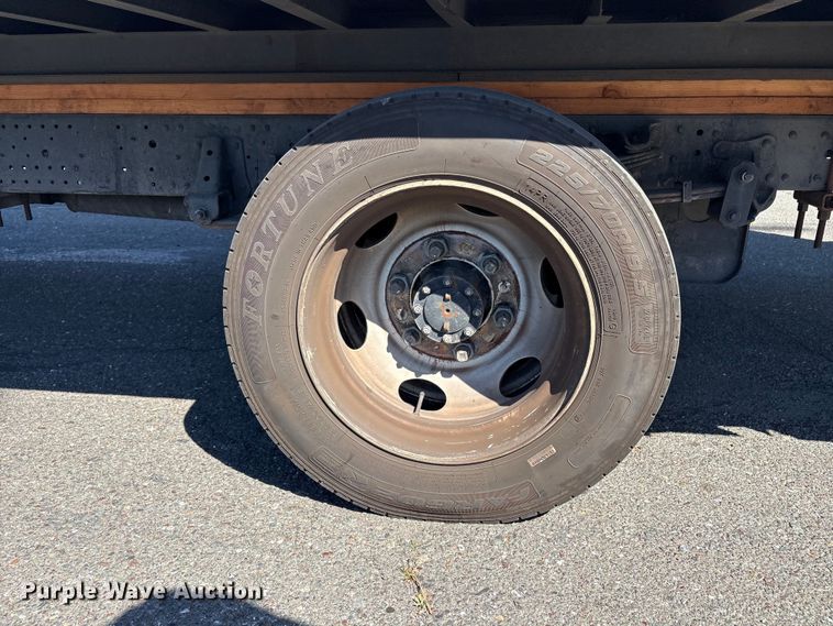 image for item EC8280 2017 Isuzu NRR box truck