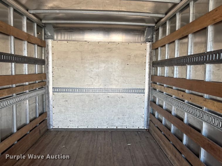 image for item EC8280 2017 Isuzu NRR box truck