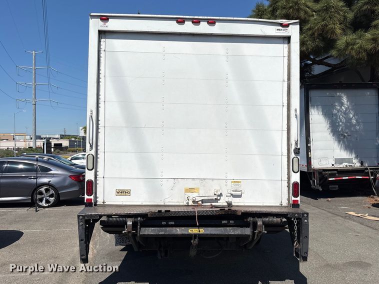 image for item EC8281 2017 Ford E450 box truck