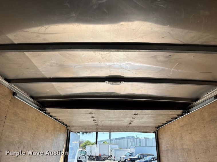 image for item EC8281 2017 Ford E450 box truck