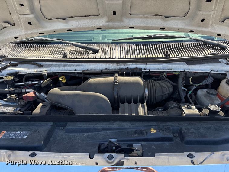 image for item EC8281 2017 Ford E450 box truck