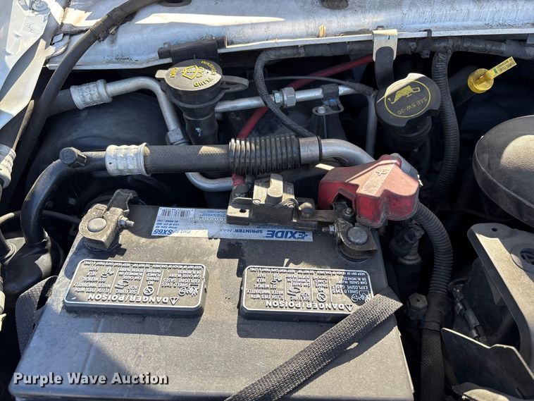 image for item EC8281 2017 Ford E450 box truck