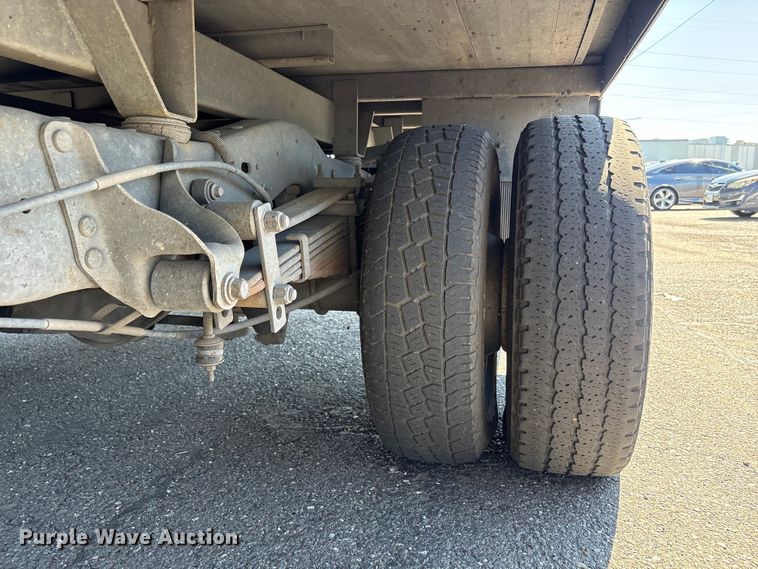 image for item EC8281 2017 Ford E450 box truck