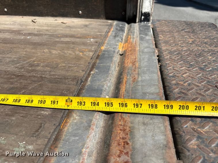 image for item EC8281 2017 Ford E450 box truck