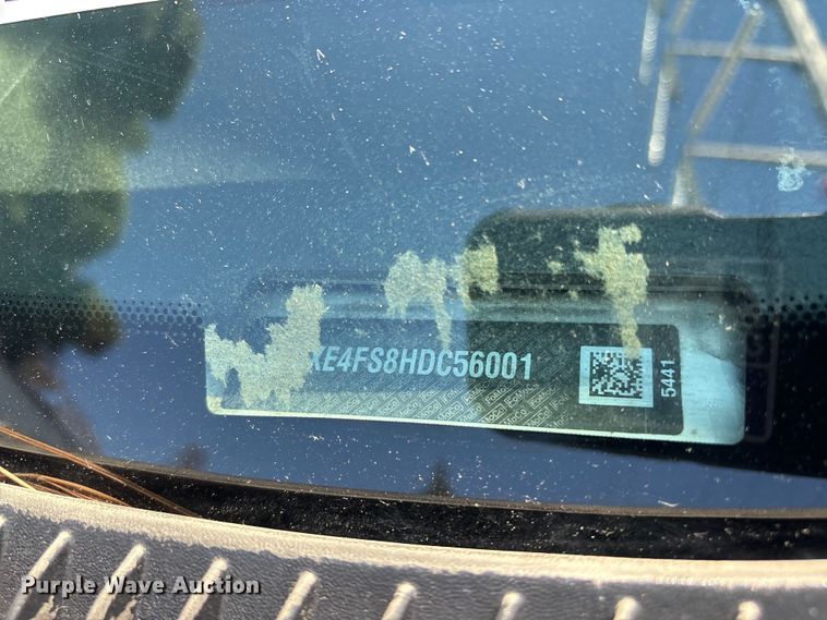 image for item EC8281 2017 Ford E450 box truck