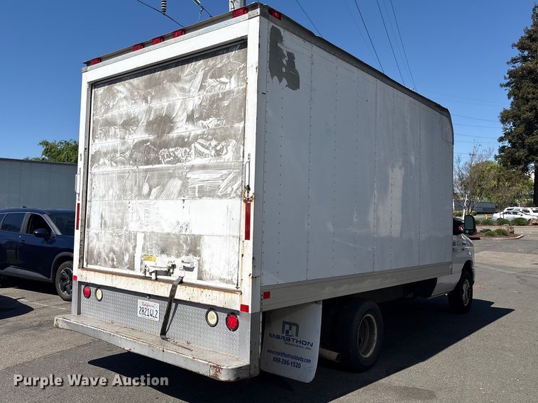 image for item EC8283 2015 Ford E350 Super Duty box truck