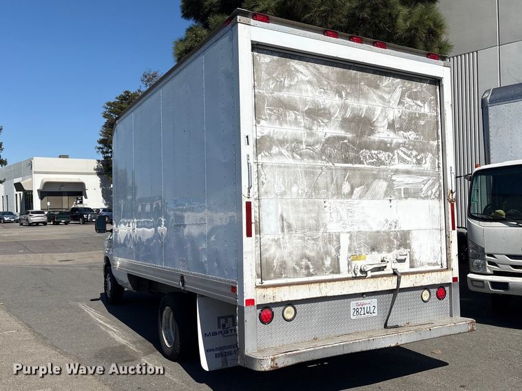 image for item EC8283 2015 Ford E350 Super Duty box truck