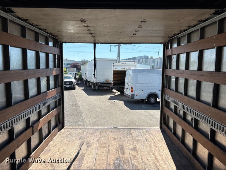 image for item EC8283 2015 Ford E350 Super Duty box truck