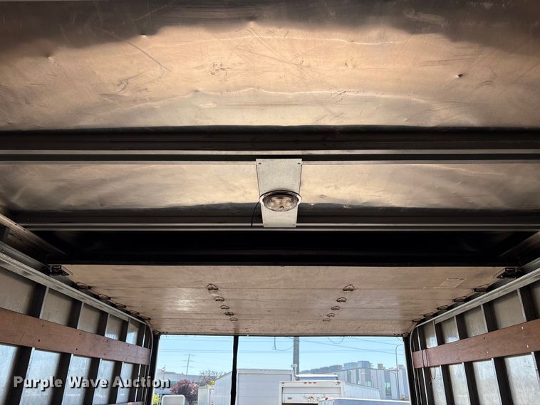 image for item EC8283 2015 Ford E350 Super Duty box truck