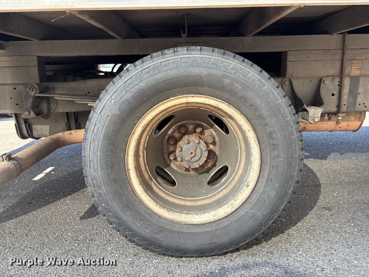 image for item EC8283 2015 Ford E350 Super Duty box truck