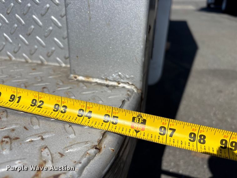 image for item EC8283 2015 Ford E350 Super Duty box truck