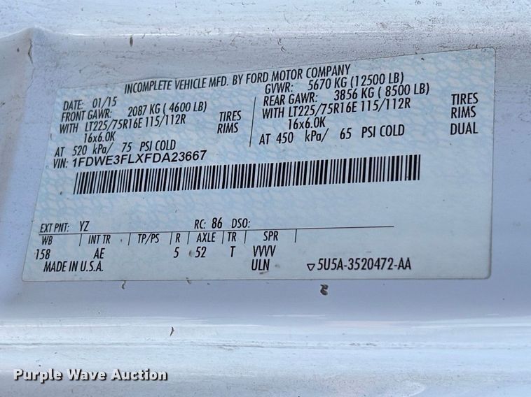 image for item EC8283 2015 Ford E350 Super Duty box truck