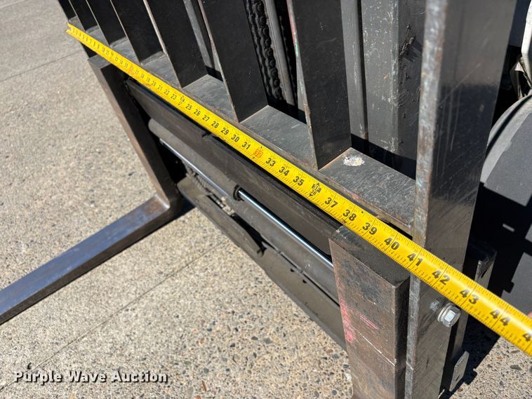 image for item EC8286 2017 UniCarriers PF50 forklift