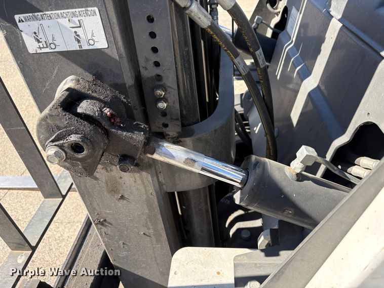 image for item EC8286 2017 UniCarriers PF50 forklift