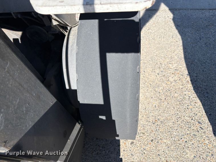 image for item EC8286 2017 UniCarriers PF50 forklift