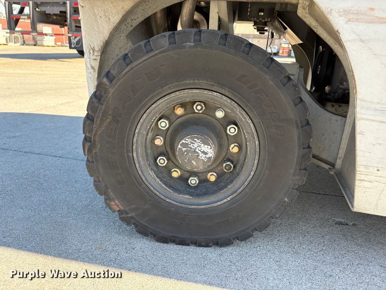 image for item EC8286 2017 UniCarriers PF50 forklift