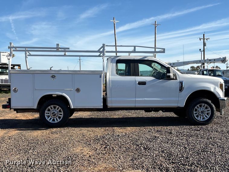 image for item EC8301 2019 Ford F250 Super Duty Ext. Cab utility bed pickup truck