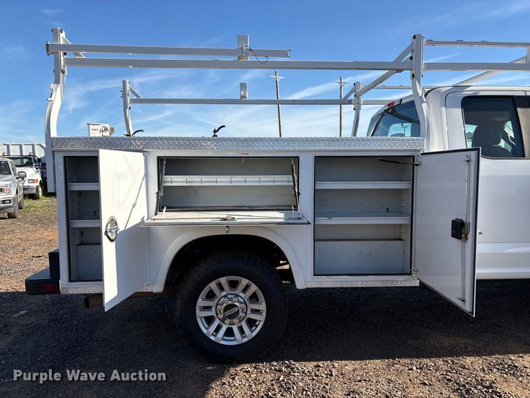 image for item EC8301 2019 Ford F250 Super Duty Ext. Cab utility bed pickup truck