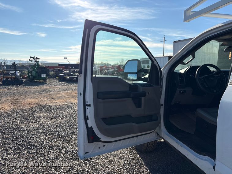 image for item EC8301 2019 Ford F250 Super Duty Ext. Cab utility bed pickup truck