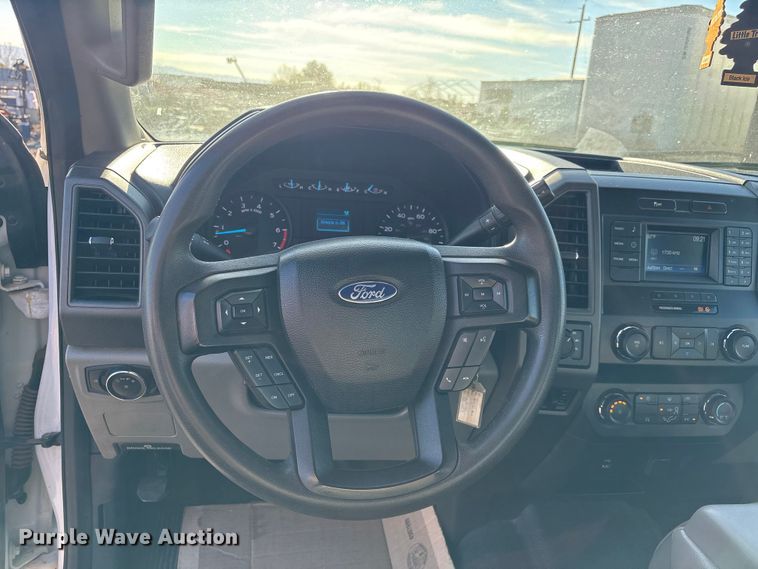 image for item EC8301 2019 Ford F250 Super Duty Ext. Cab utility bed pickup truck