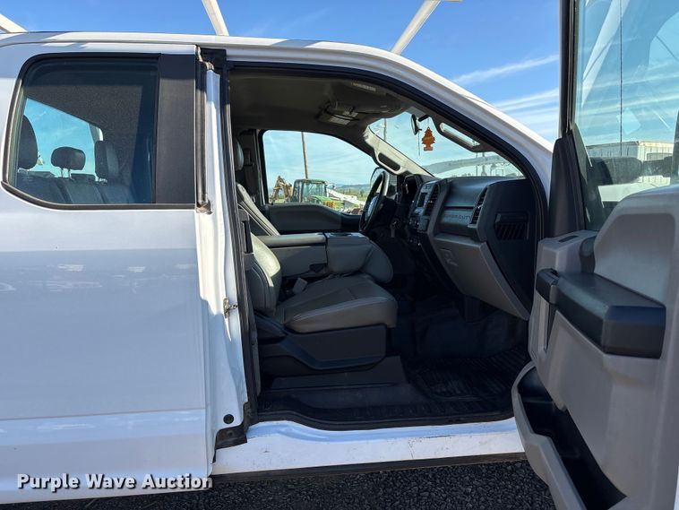 image for item EC8301 2019 Ford F250 Super Duty Ext. Cab utility bed pickup truck