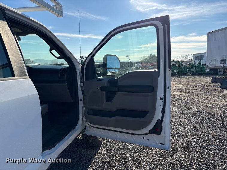 image for item EC8301 2019 Ford F250 Super Duty Ext. Cab utility bed pickup truck