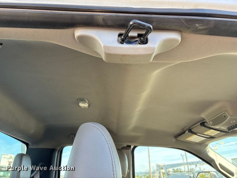 image for item EC8301 2019 Ford F250 Super Duty Ext. Cab utility bed pickup truck