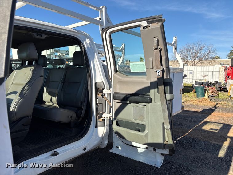 image for item EC8301 2019 Ford F250 Super Duty Ext. Cab utility bed pickup truck