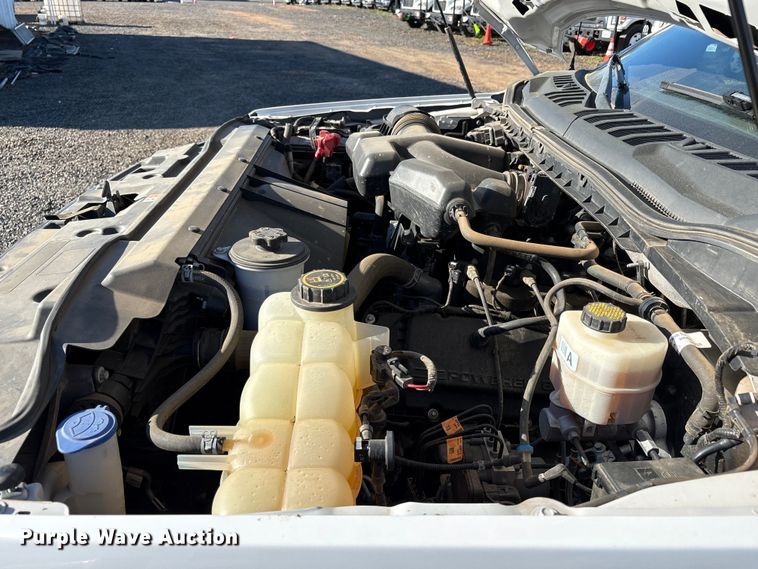 image for item EC8301 2019 Ford F250 Super Duty Ext. Cab utility bed pickup truck