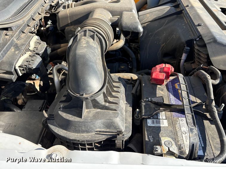 image for item EC8301 2019 Ford F250 Super Duty Ext. Cab utility bed pickup truck