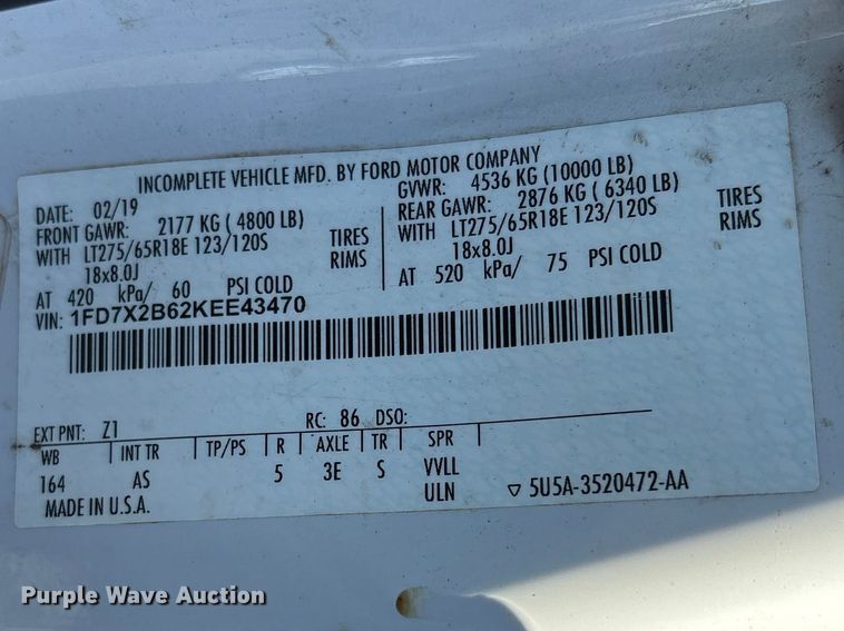 image for item EC8301 2019 Ford F250 Super Duty Ext. Cab utility bed pickup truck