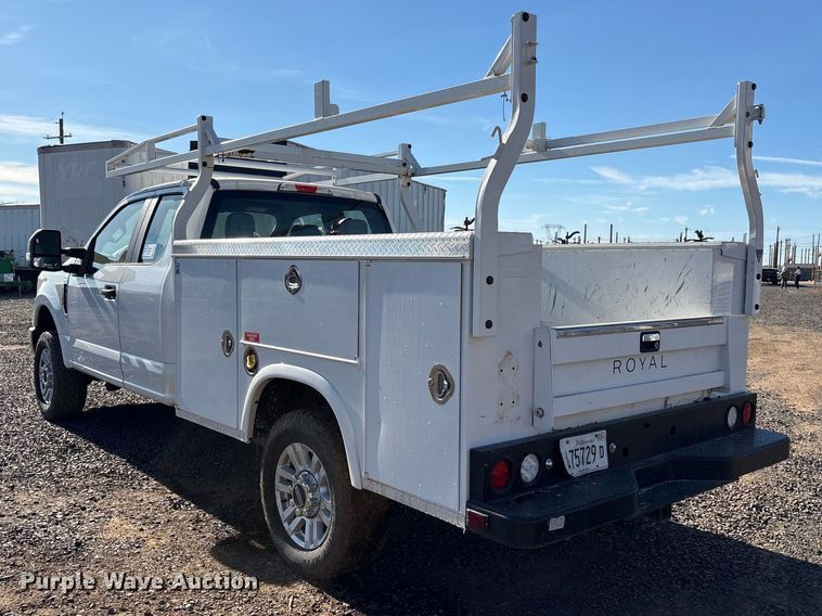 image for item EC8311 2019 Ford F250 Super Duty Ext. Cab utility bed pickup truck