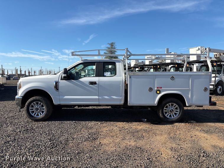image for item EC8311 2019 Ford F250 Super Duty Ext. Cab utility bed pickup truck