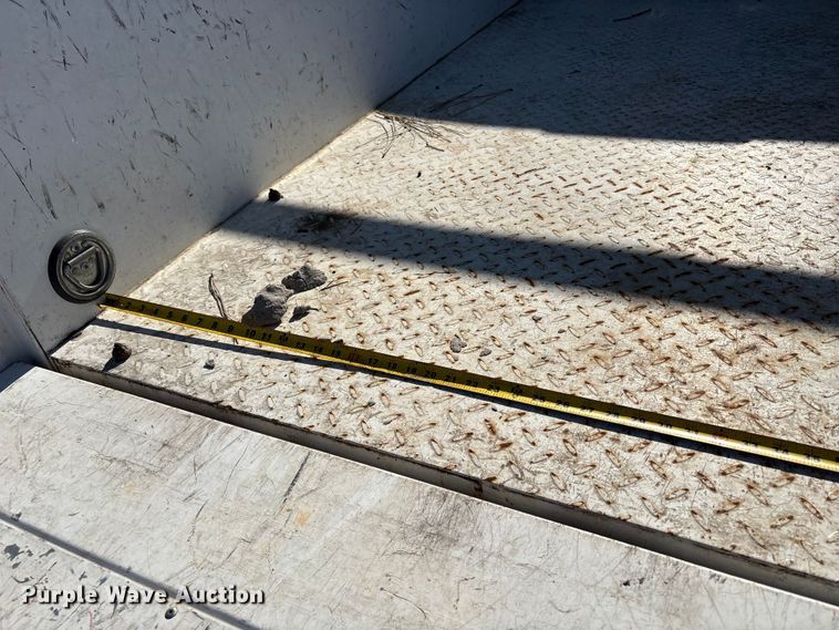 image for item EC8311 2019 Ford F250 Super Duty Ext. Cab utility bed pickup truck