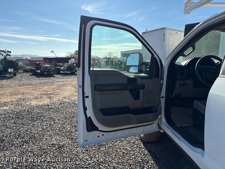 image for item EC8311 2019 Ford F250 Super Duty Ext. Cab utility bed pickup truck