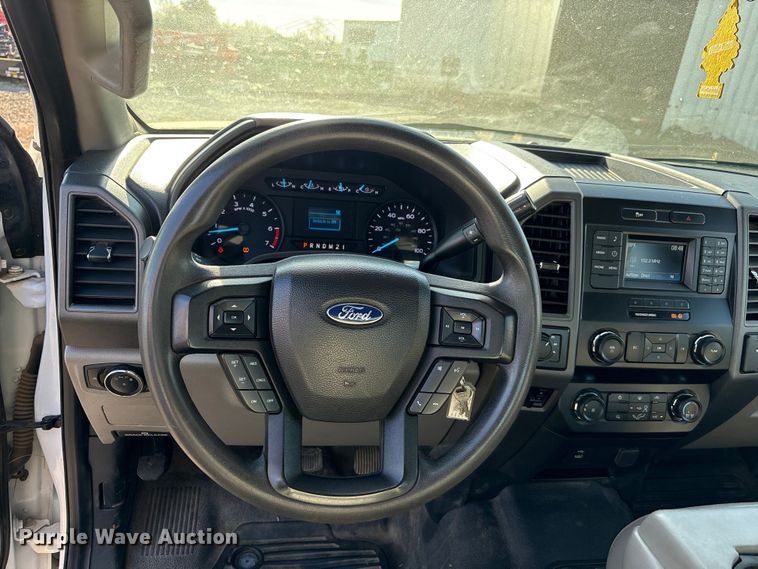 image for item EC8311 2019 Ford F250 Super Duty Ext. Cab utility bed pickup truck